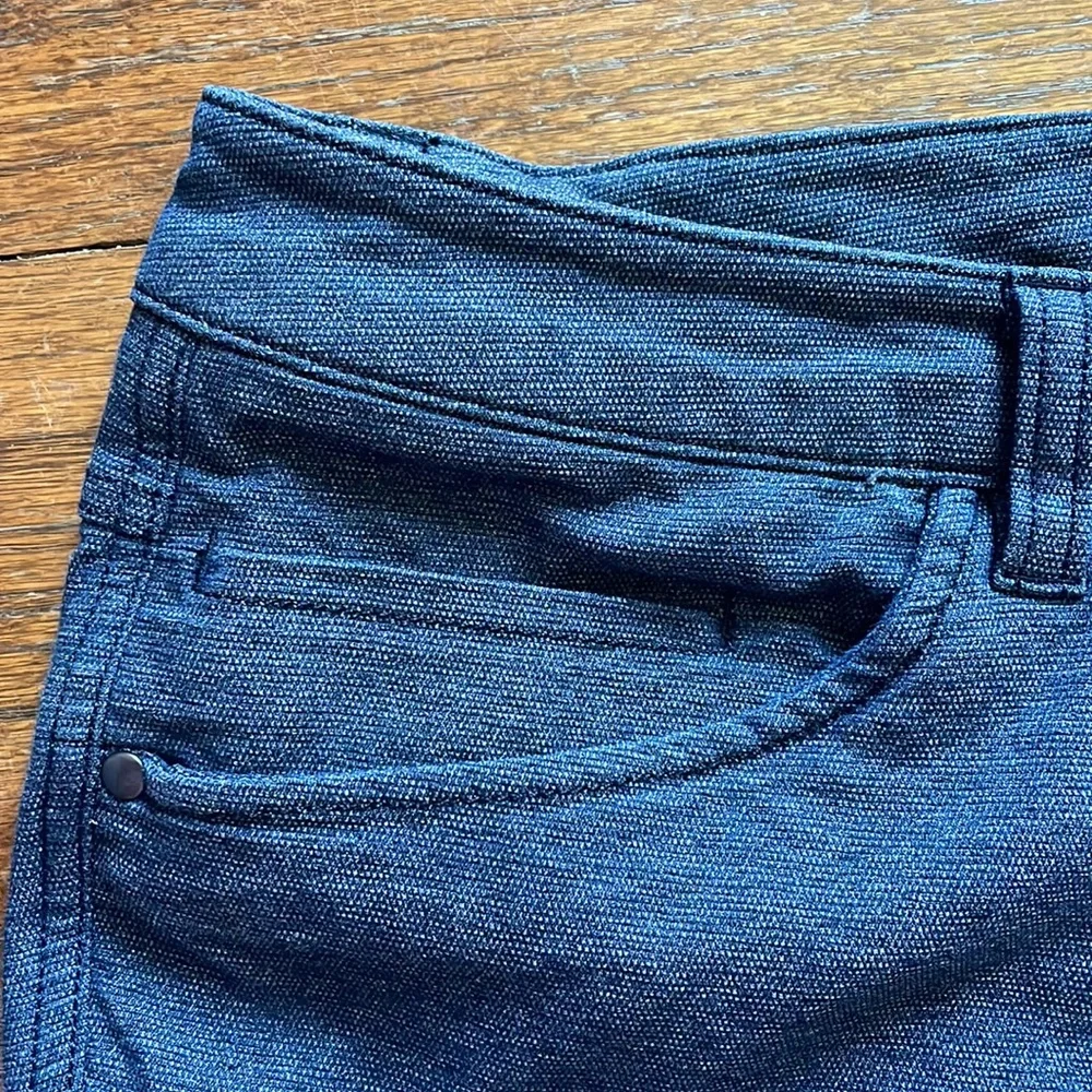 Lululemon Men’s Blue Heather ABC Slim Pants
